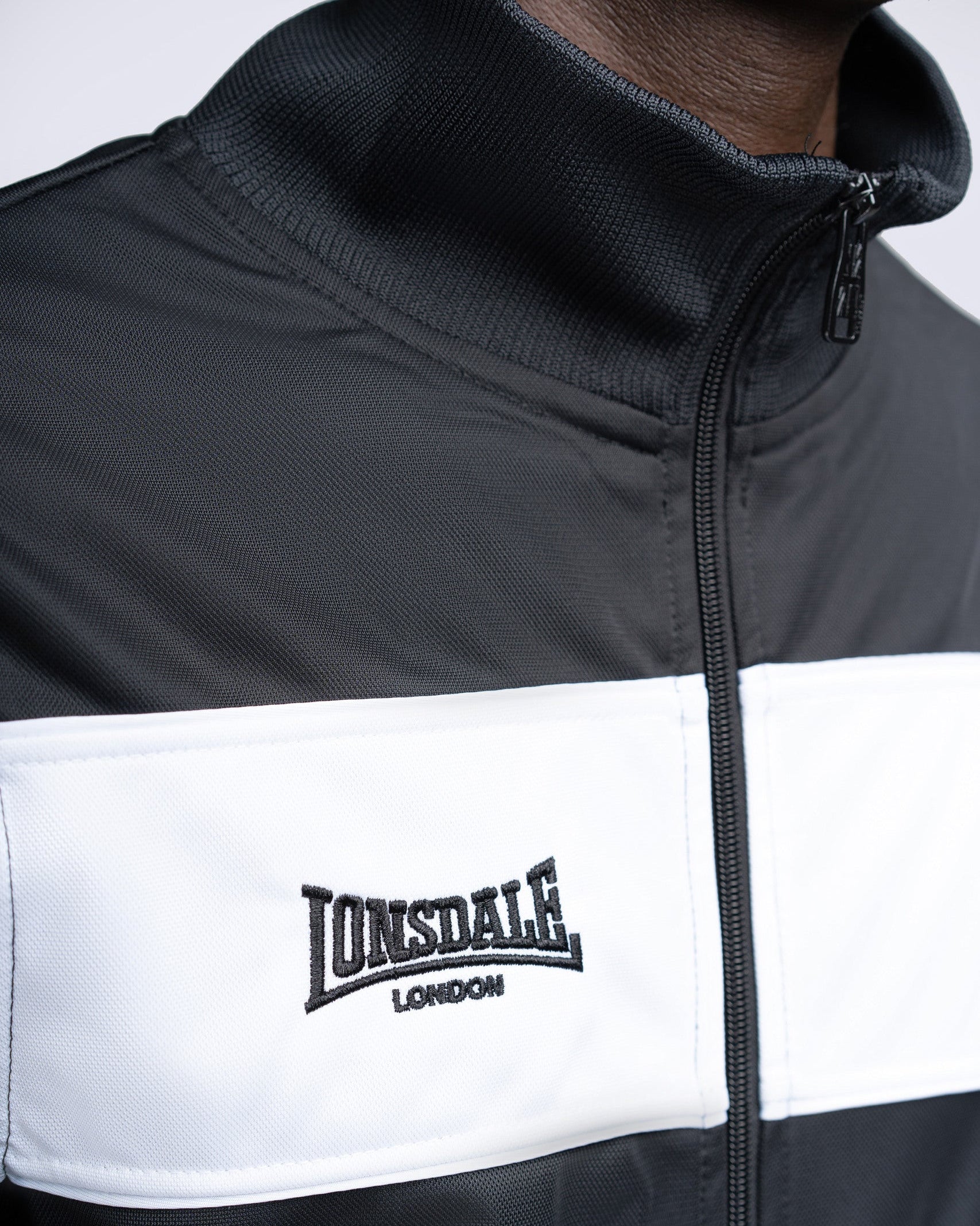 Lonsdale London Alnwick Trainingsjacke | Schwarz